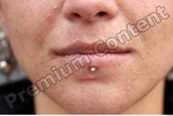 Mouth Woman White Piercing Slim
